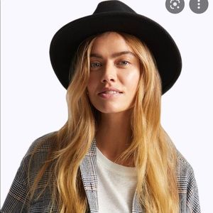 NWT - Brixton Messer hat in moss (beautiful green)- price firm!